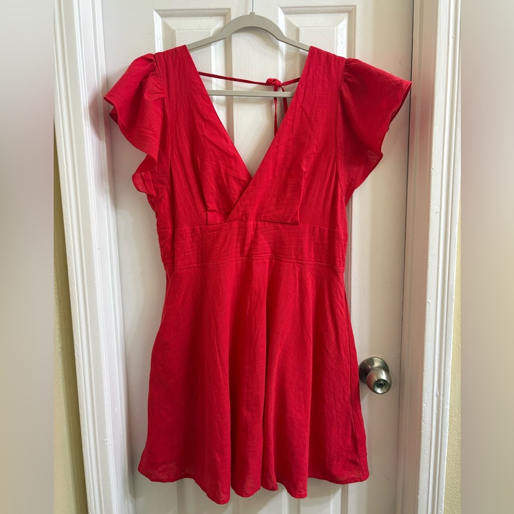 Lulu's Bright Red V-Neck Flutter Sleeve Tunic